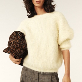Fill Twist Sweater