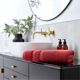 Signum Combed Cotton Towel Rouge