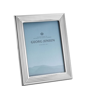 Bernadotte Medium Picture Frame