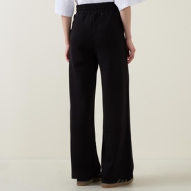 The Wide-Leg Trousers