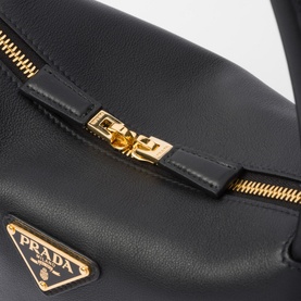 Darling Medium Leather Handbag