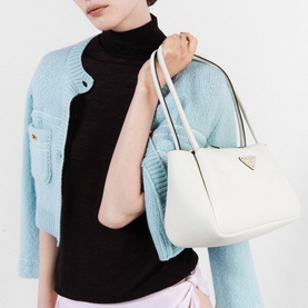 Darling Medium Leather Handbag