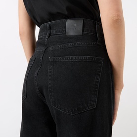 Hugh High-Rise Straight Leg Jeans
