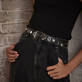 Mid-Rise Wide Leg Jeans
