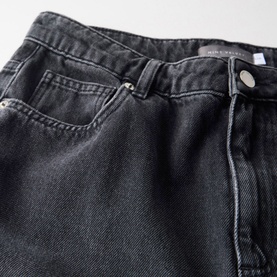 Mid-Rise Wide Leg Jeans