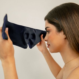 Eyelash Protecting Silk Sleep Mask