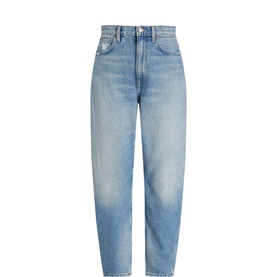 Curved Tapered Jeans