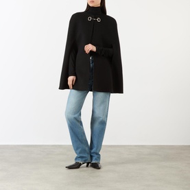 Horsebit Cape