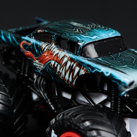 Marvel Official Iron Man vs War Machine Monster Trucks Two-Pack