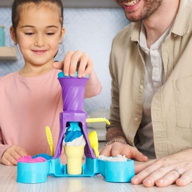 Kinetic Sand Soft Serve Station