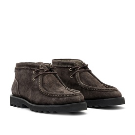 Skiff Suede Chukka Boots