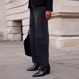 Washed Tapered Barrel Jeans