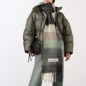 Valley Check Print Fringed Scarf