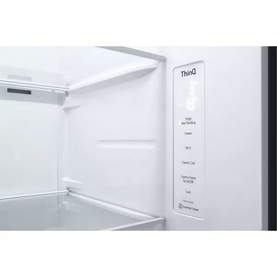 NatureFRESH&trade; 635L American Style Fridge Freezer Shiny Steel