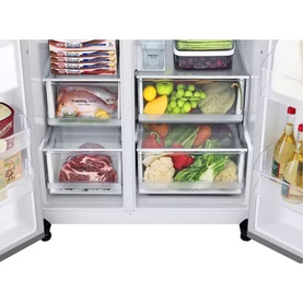 NatureFRESH&trade; 635L American Style Fridge Freezer Shiny Steel