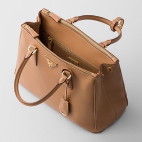 Galleria Large Leather Bag