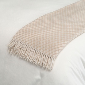 Nilo Throw Cream
