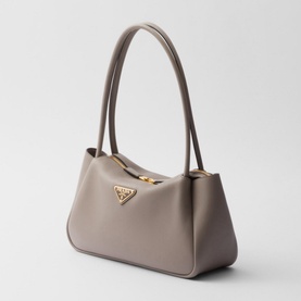 Darling Medium Leather Handbag