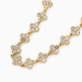 Lynott Jewellery Total Glam Necklace in gold-tone with crystal-encrusted clover-shaped links, 18kt gold-plated stainless steel