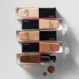 Synchro Skin Radiant Lifting Foundation