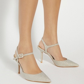 Channel Buckle Pumps