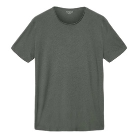 Figure Classic T-Shirt