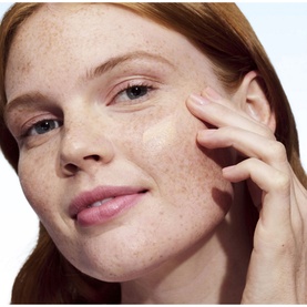 Even Better Clinical&trade; Vitamin Makeup SPF 50