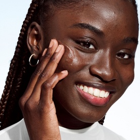 Even Better Clinical&trade; Vitamin Makeup SPF 50