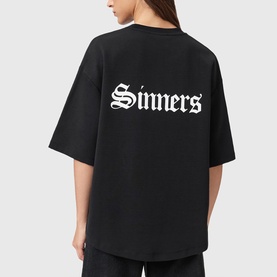 Saint Amelie T-Shirt