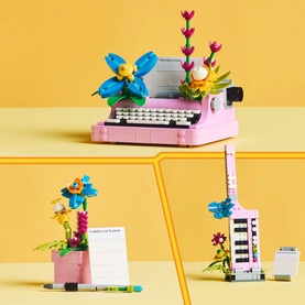 Creator Typewriter with Flowers