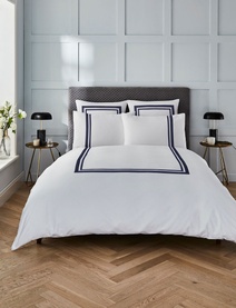 Wide Narrow Stripe 400 Thread Count Duvet Set Navy on White