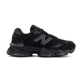 9060 Trainers