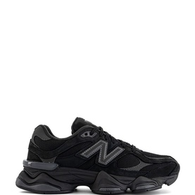 9060 Trainers