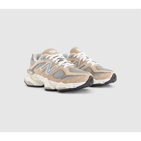9060 Trainers