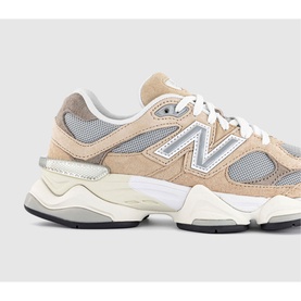 9060 Trainers