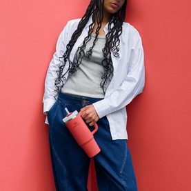 The Hot Coral Quencher H20 FlowState&trade; Tumbler 0.8L