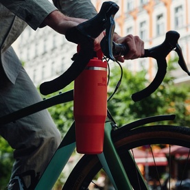 The Hot Coral Iceflow&trade; Flip Straw Tumbler 0.89L