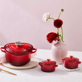 Stoneware Heart Knob Petite Casserole 10cm