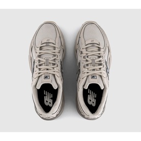New Balance 740 V2 Trainers in grey, overhead view showing lace-up fastening, angular overlays and branded insole detail