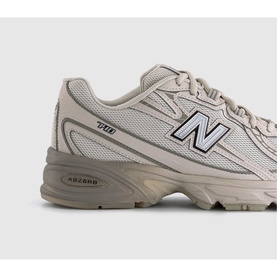 New Balance 740 V2 Trainers in grey, featuring mesh upper, angular overlays, silver N logo and chunky Abzorb rubber sole