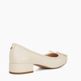 Amazing Ballet Flats