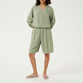 Milia Solid Shorts