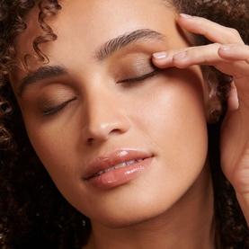 Luminous Silk Sunlit Creamy Bronzing Powder