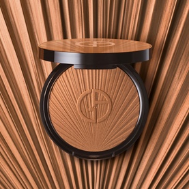 Luminous Silk Sunlit Creamy Bronzing Powder