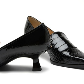 Totter Kitten Heels