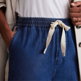 Side-Stripe Wide Jeans