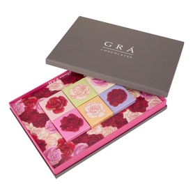 A Dozen Chocolate Roses 160g