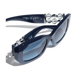 Rectangle Sunglasses CH5542