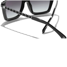 Rectangle Sunglasses CH5548Q
