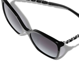 Square Sunglasses CH5546Q